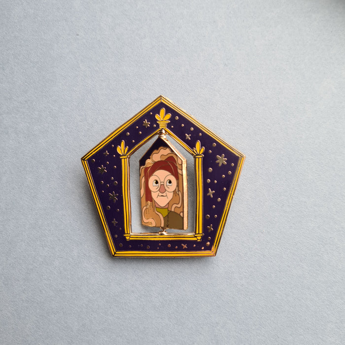 Chocolate card spinner pin  | 6-6 cm | 2.4-2.4 inch