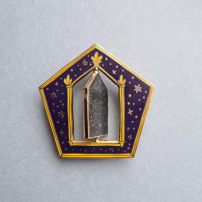 Chocolate card spinner pin  | 6-6 cm | 2.4-2.4 inch