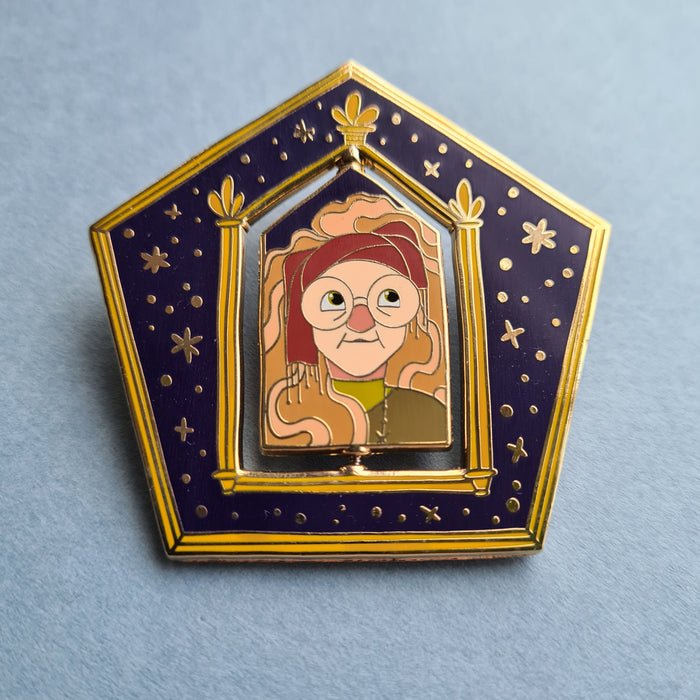 Chocolate card spinner pin  | 6-6 cm | 2.4-2.4 inch