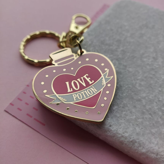 LAST 1: LovePotion Keychain | 42-39 mm