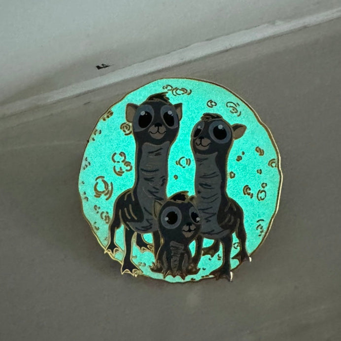 Moon family glow in the dark 🌛🌟 (5cm)