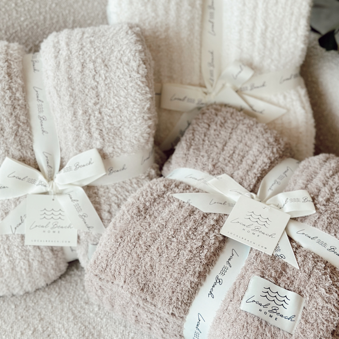 Solid Ribbed Luxe Home Cozy Blanket: Taupe