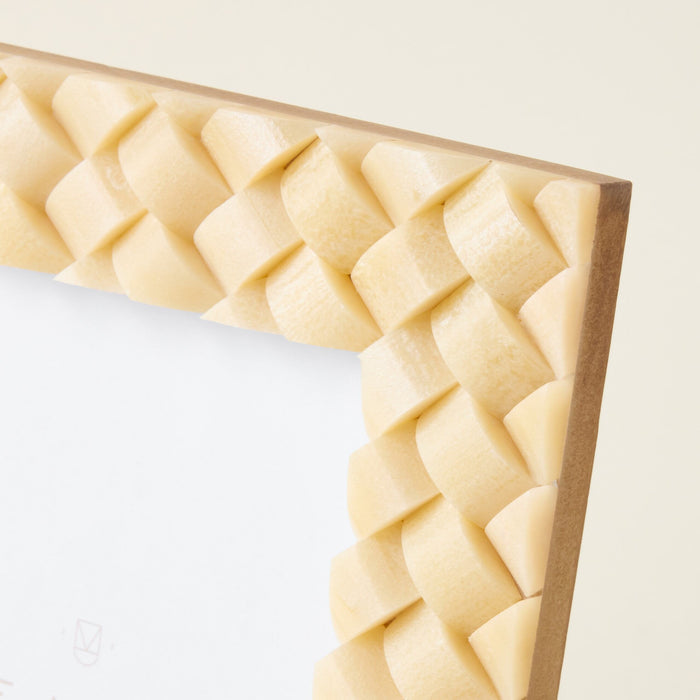 Woven Resin Photo Frame